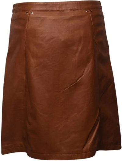 Leather skirt with button