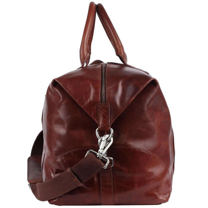 Brown Duffle Bag with Deep Pockets: Stylish and Functional for Active Lifestyles CuirLondon